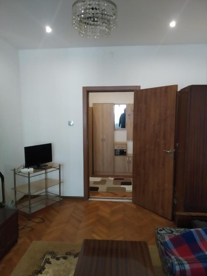 27 Юли 3 Бюджет Apartment Varna Ngoại thất bức ảnh
