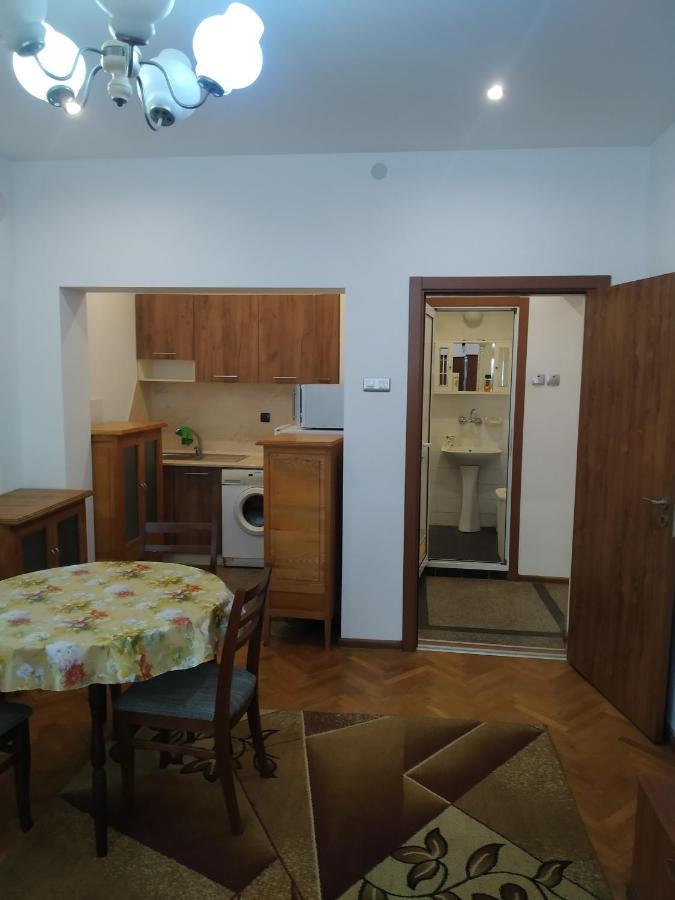 27 Юли 3 Бюджет Apartment Varna Ngoại thất bức ảnh