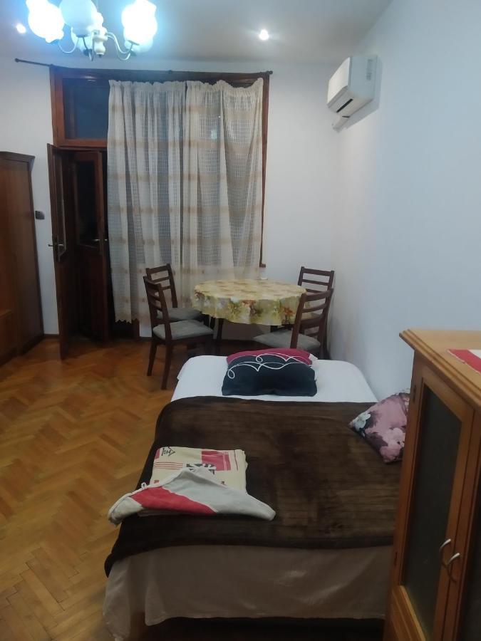 27 Юли 3 Бюджет Apartment Varna Ngoại thất bức ảnh